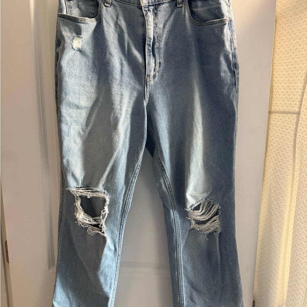 Hollister Ultra-High Rise 90’s Straight Leg Jeans size 15/31